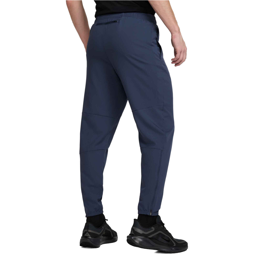 Nike malla larga running hombre M NK DF CHALLENGR WVN PANT vista trasera