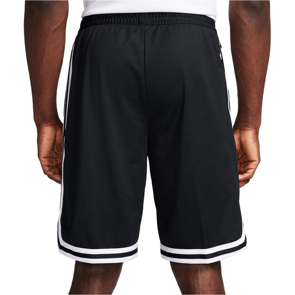 Nike pantalón baloncesto M NK DF DNA 10IN SHORT vista trasera