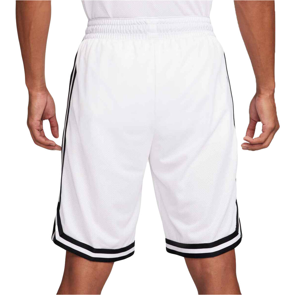 Nike pantalón baloncesto M NK DF DNA 10IN SHORT vista trasera