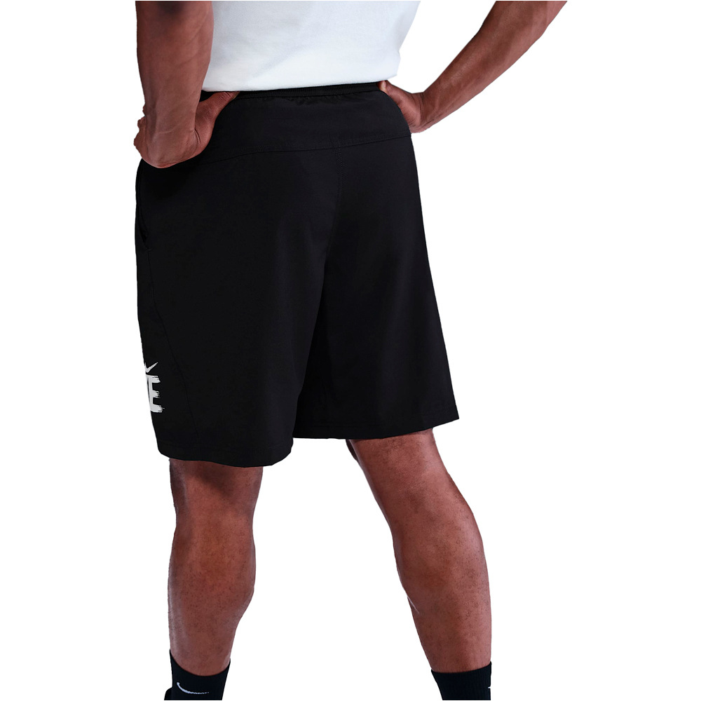 Nike pantalón corto fitness hombre M NK DF FORM 9IN UL SHORT GFX vista trasera
