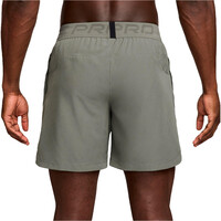 Nike pantalón corto fitness hombre M NP DF NPT 6IN SHORT vista trasera