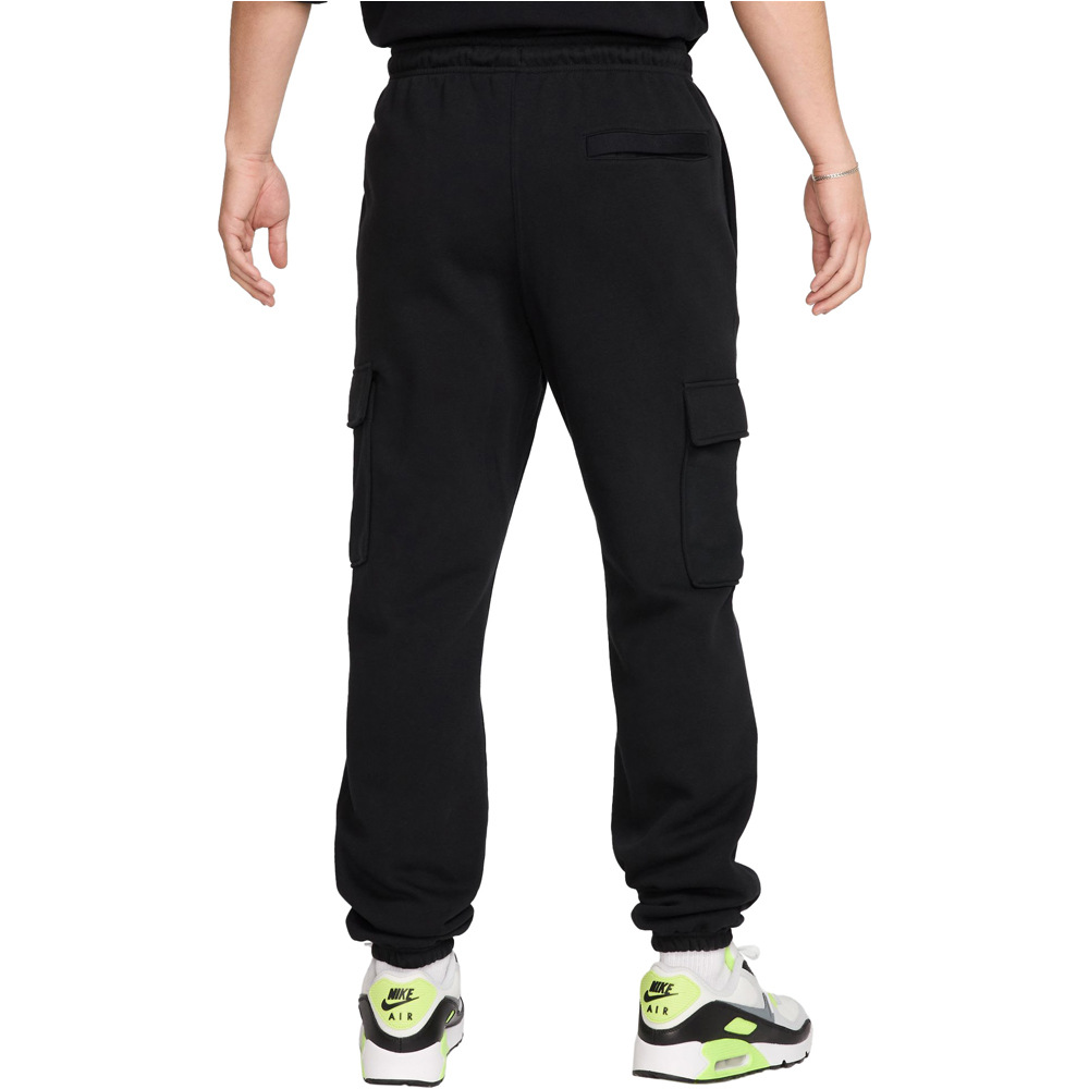 Nike pantalón hombre M NK CLUB BB CARGO PANT vista trasera