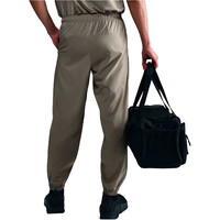 Nike pantalón hombre M NK DF FORM PANT TPR vista trasera