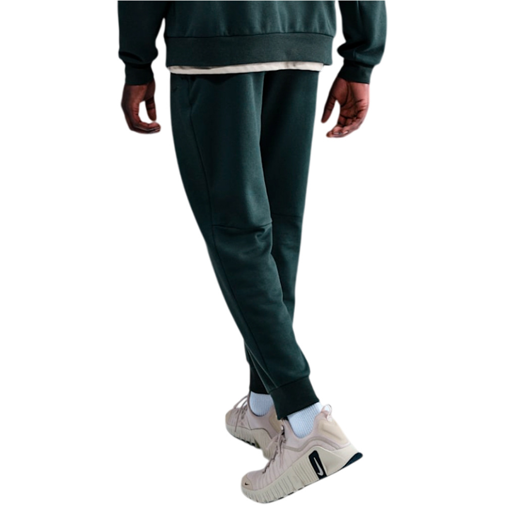 Nike pantalón hombre M NK DF UV PRIMARY JOGGER PANT vista trasera