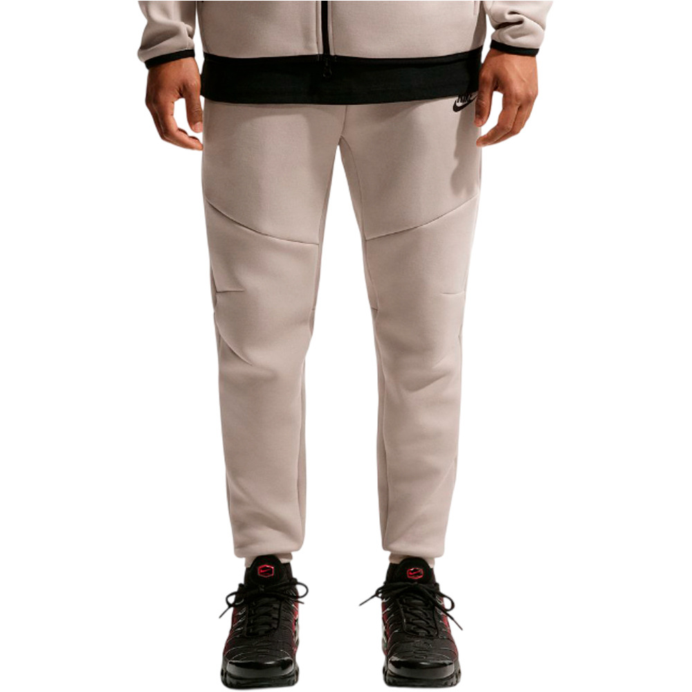 Nike pantalón hombre M NK TCH FLC JGGR vista frontal