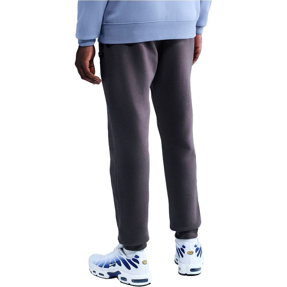 Nike pantalón hombre THFC M NSW CLUB JGGR BB WP vista trasera