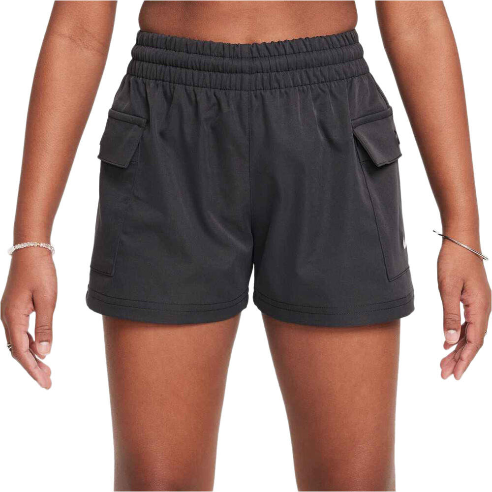Nike pantalón niña G NSW WVN CRGO SHORT STY STAR vista frontal
