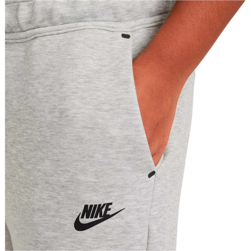 Nike pantalón niño B NSW TCH FLC JGGR - PD 03