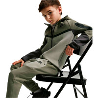 Nike pantalón niño B NSW TCH FLC JGGR - PD 04