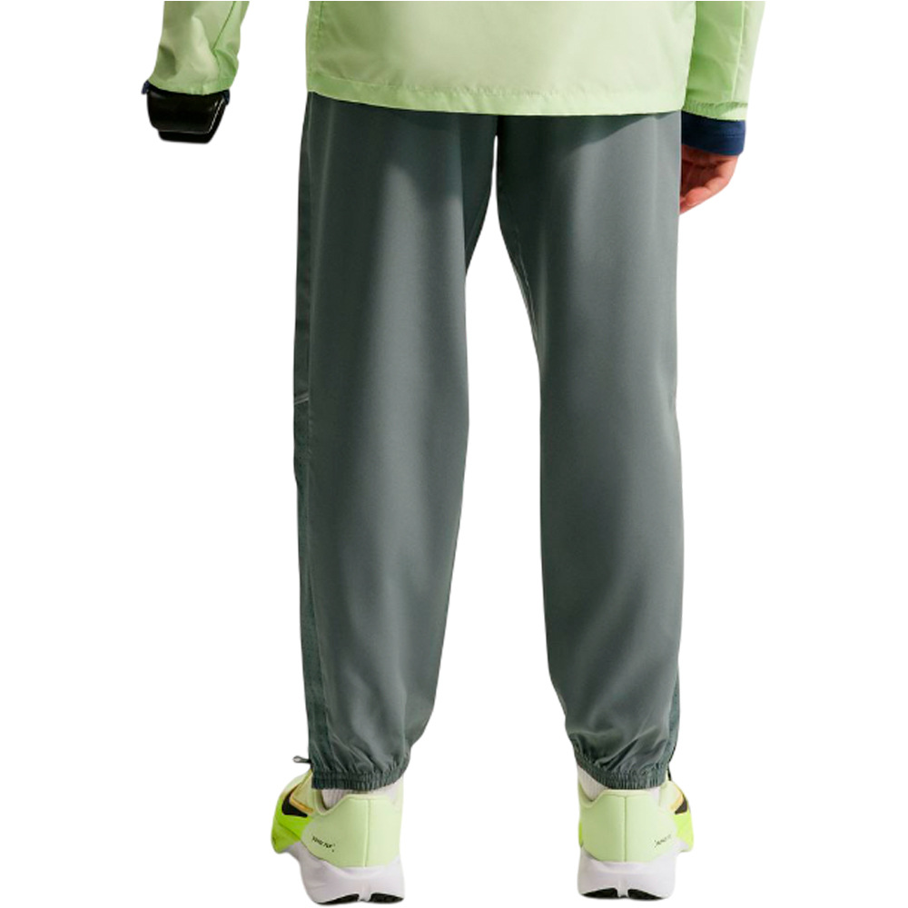 Nike pantalón niño K NK DF MILER PANT WOVEN vista trasera