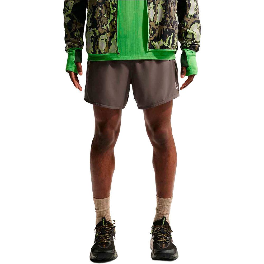 Nike pantalón running hombre M ACG DFADV SCNDSNRSE 5BF SHRT vista frontal