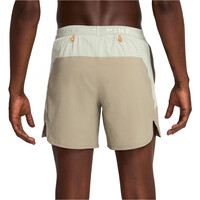 Nike pantalón running hombre M NK DF TRAIL 6IN BRF SHORT vista trasera