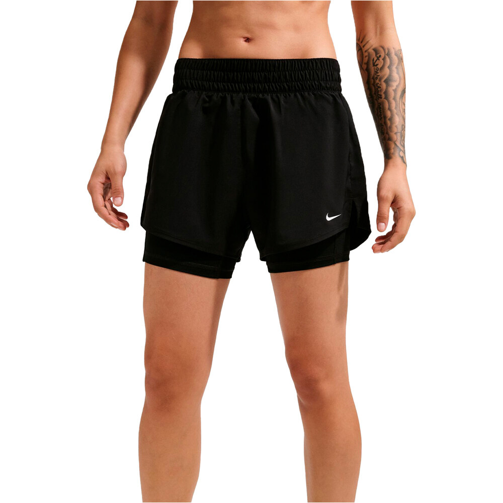 Nike pantalón running mujer W NK ONE DF HR 3IN 2N1 SHORT vista detalle