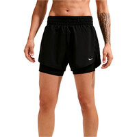 Nike pantalón running mujer W NK ONE DF HR 3IN 2N1 SHORT vista detalle