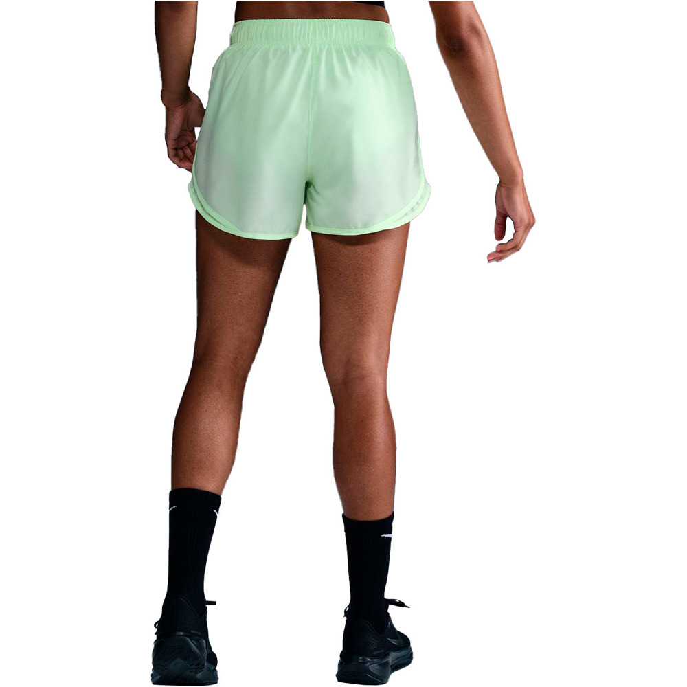 Nike pantalón running mujer W NK TEMPO DF MR 3 SHORT vista trasera