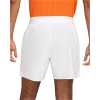 Nike pantalón tenis hombre M NKCT DF ADVTG 6IN SHORT vista trasera
