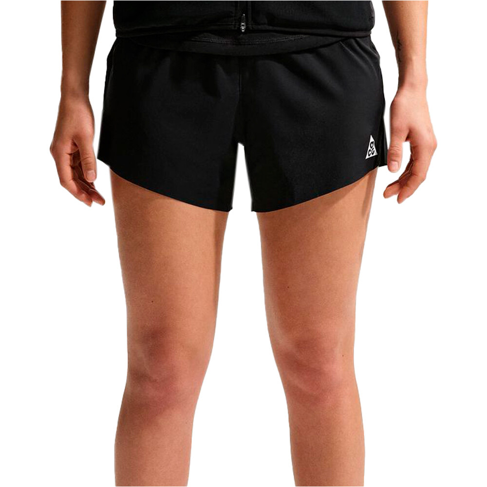 Nike pantalones cortos trail running mujer W ACG TRAIL DF MRBF 4IN SH vista frontal