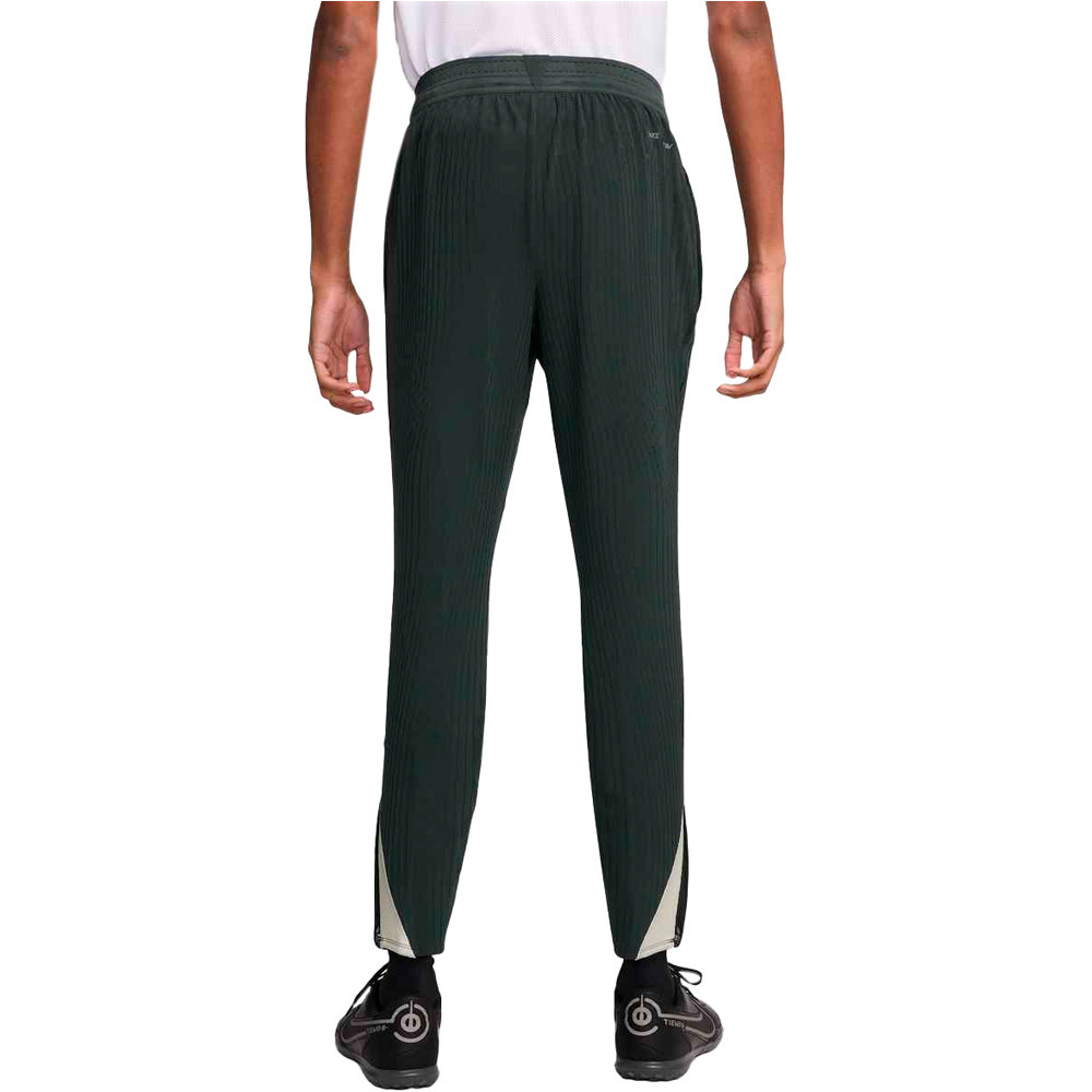 Nike pantalones futbol CHELSEA 25 M NKDFADVSTRKELTPNT KPZ vista trasera