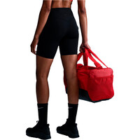 Nike pantalones y mallas cortas fitness mujer W NK DF UNVRSA HR 8IN SHRT PKT vista trasera