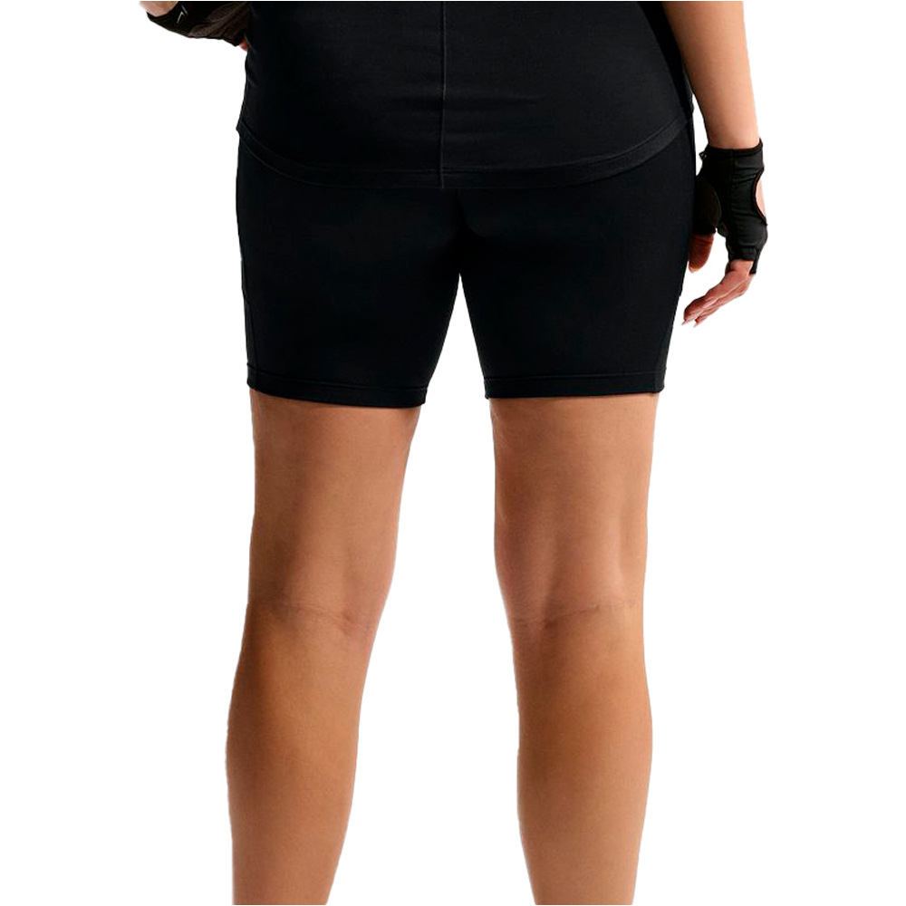 Nike pantalones y mallas cortas fitness mujer W NK (M) DF ONE HR 8IN SHORT vista trasera