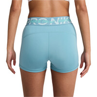 Nike pantalones y mallas cortas fitness mujer W NP DF MR 3IN SHORT TT vista trasera