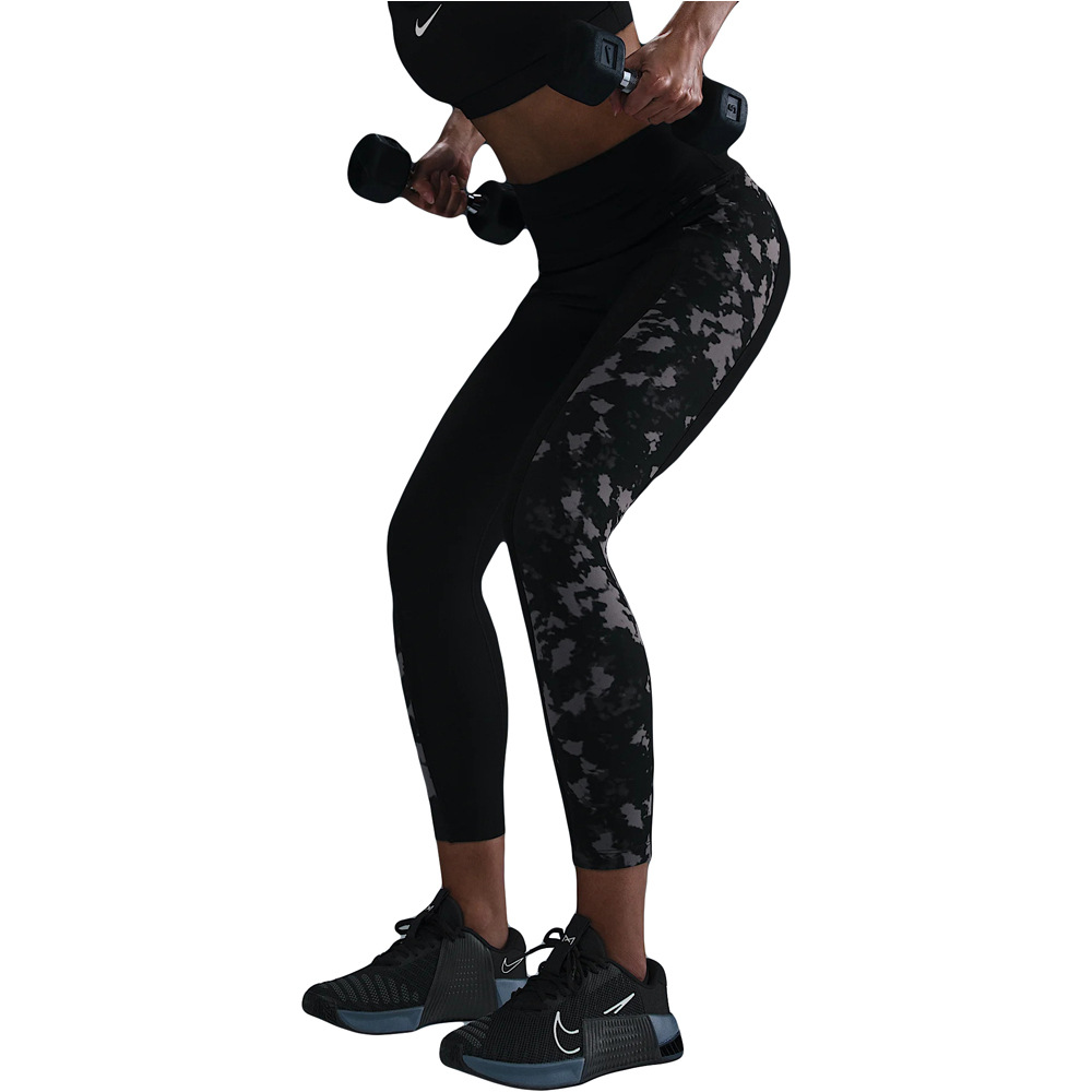 Nike pantalones y mallas largas fitness mujer W NK ONE DF HR 7/8 TIGHT AOP vista detalle