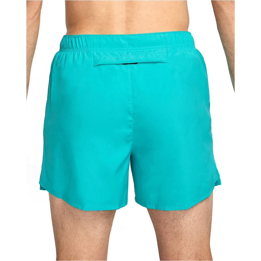 Nike pantaloneta técnica hombre M NK DF CHALLENGER 5BF SHORT vista trasera