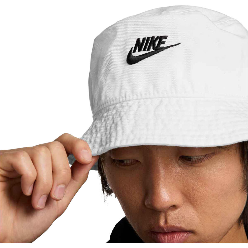 Nike sombrero U NK APEX BUCKET SQ FUT WSH L 03