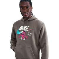 Nike sudadera hombre U NSW HDY CLUB OC MED GFX SEGB vista detalle