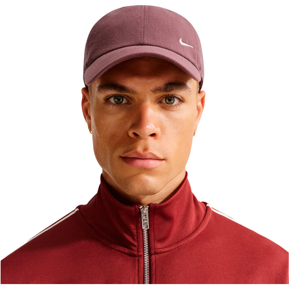 Nike visera lona U NK CLUB CAP U CB SM SWSH L vista frontal