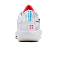 Nike zapatilla baloncesto JORDAN LUKA 77 BLRO vista trasera