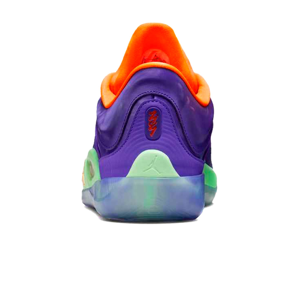 Nike zapatilla baloncesto ZION 4 MO vista trasera