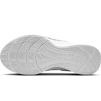 Nike zapatilla cross training hombre LEBRON TR 1 vista superior