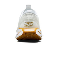 Nike zapatilla cross training hombre NIKE MOTIVA vista trasera