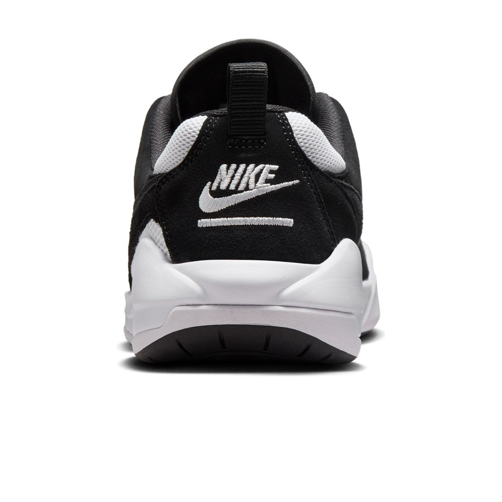 Nike zapatilla moda hombre JORDAN CMFT ERA vista trasera
