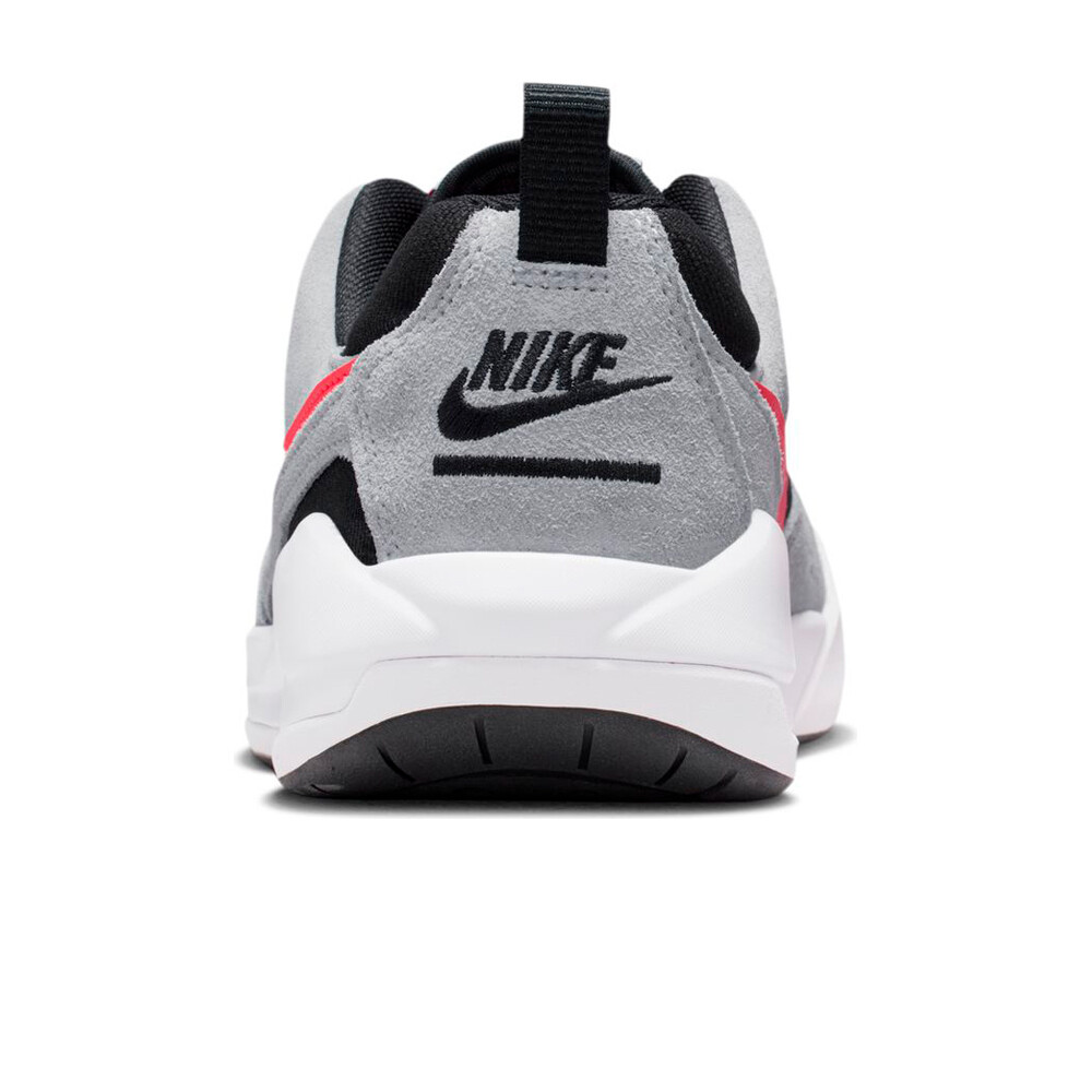 Nike zapatilla moda hombre JORDAN CMFT ERA vista trasera