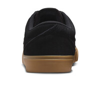 Nike zapatilla moda hombre NIKE CHARGE SUEDE vista trasera