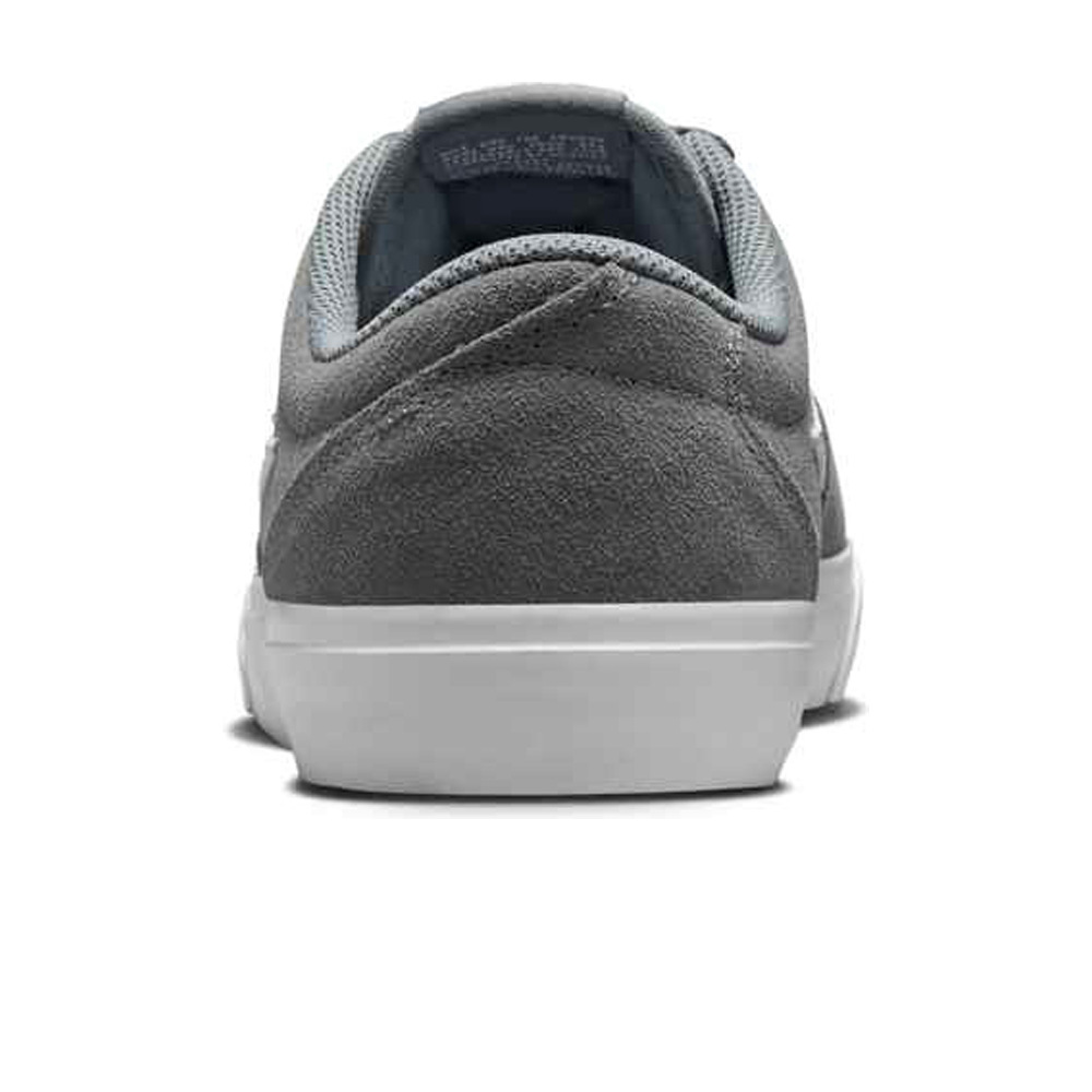 Nike zapatilla moda hombre NIKE CHARGE SUEDE vista trasera