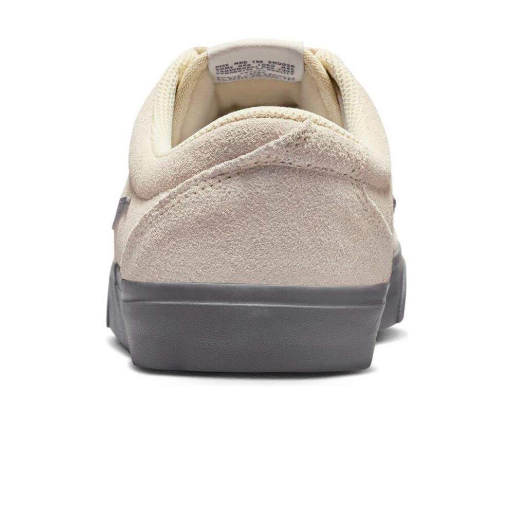 Nike zapatilla moda hombre NIKE CHARGE SUEDE vista trasera