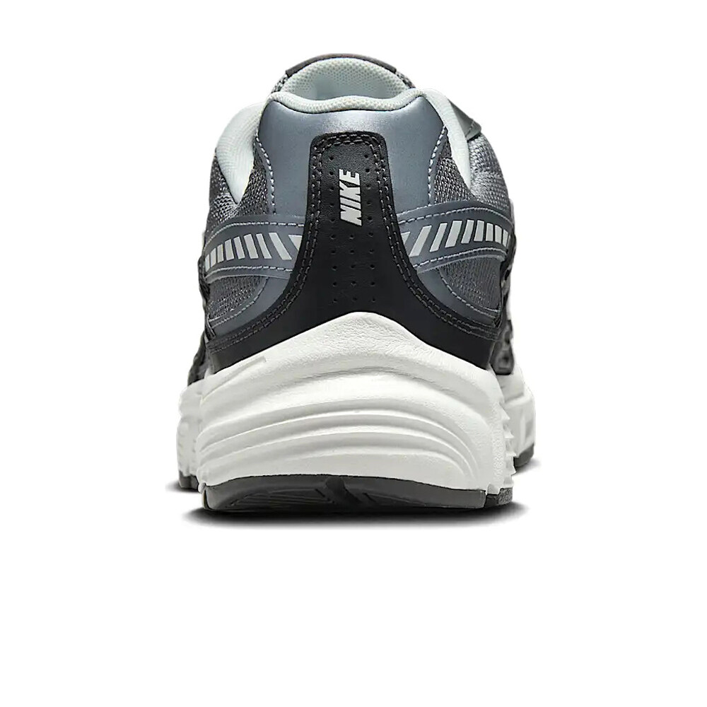 Nike zapatilla moda hombre NIKE INITIATOR vista trasera