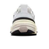 Nike zapatilla moda mujer W NIKE V2K RUN vista trasera