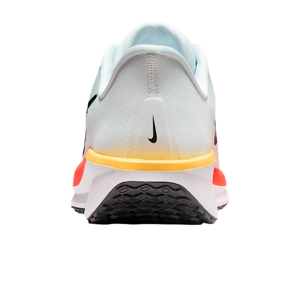 Nike zapatilla running hombre NIKE QUEST 6 vista trasera