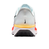 Nike zapatilla running hombre NIKE QUEST 6 vista trasera