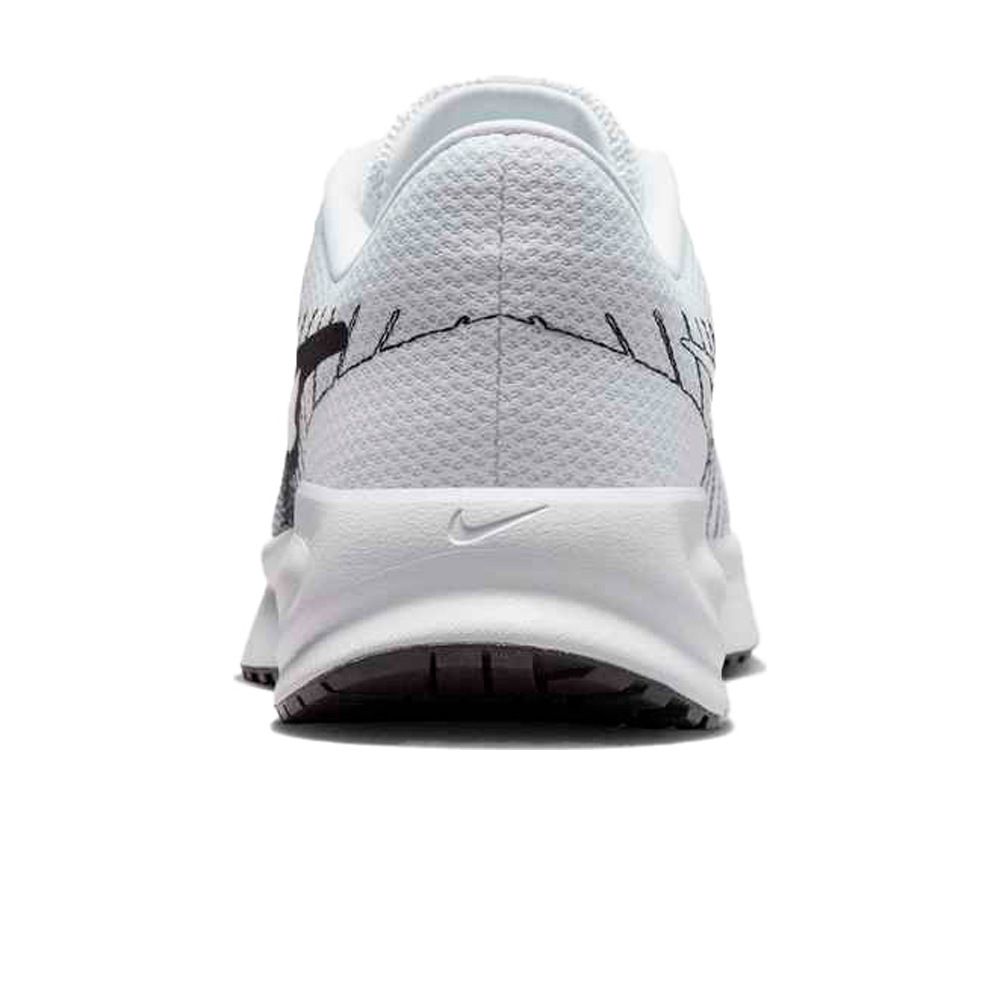 Nike zapatilla running hombre NIKE RUN DEFY vista trasera