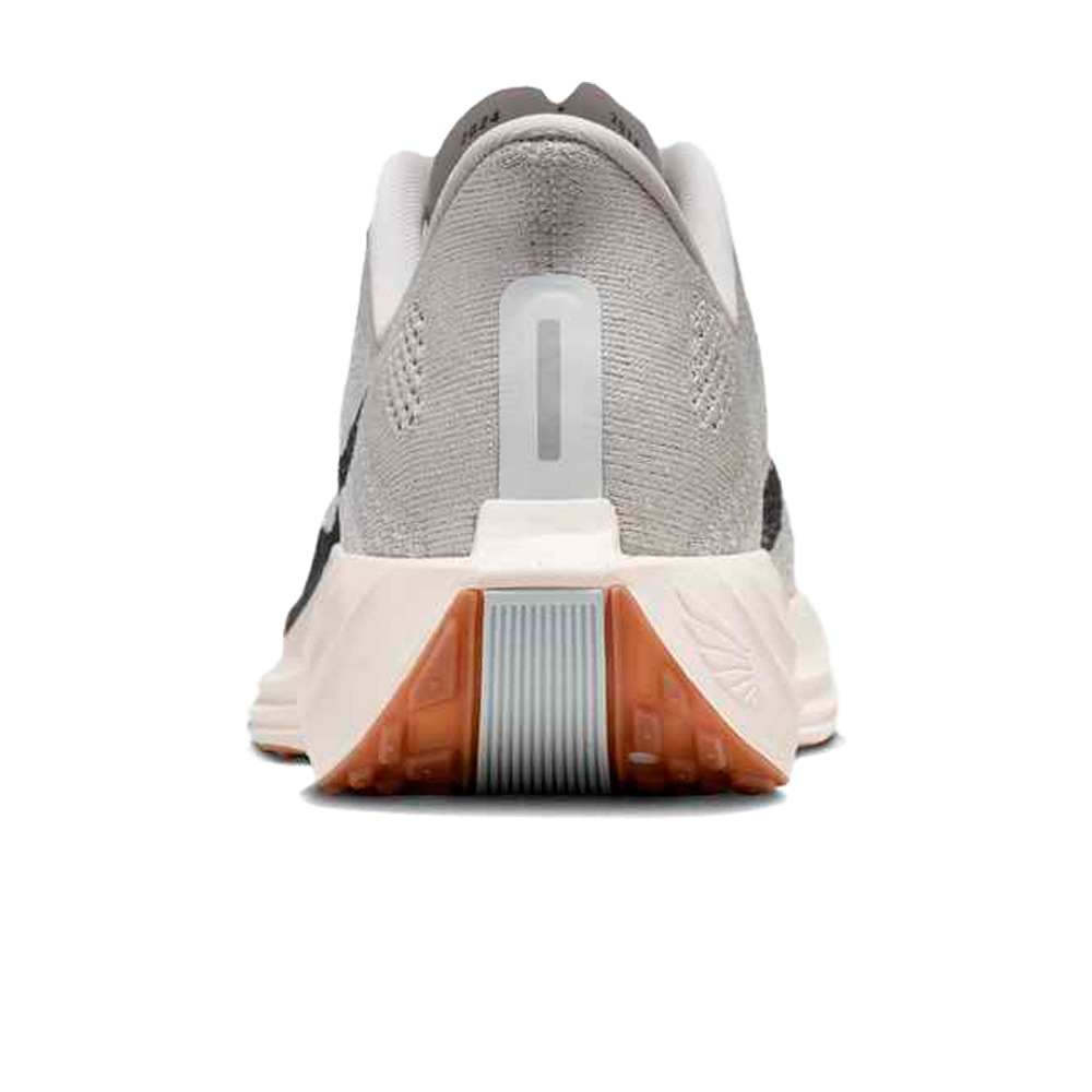 Nike zapatilla running hombre PEGASUS PLUS vista trasera