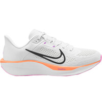 W NIKE QUEST 6