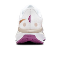 Nike zapatilla running mujer W NIKE VOMERO 17 vista trasera