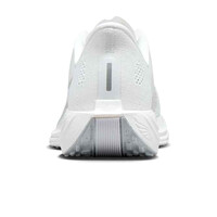 Nike zapatilla running mujer W PEGASUS PLUS vista trasera