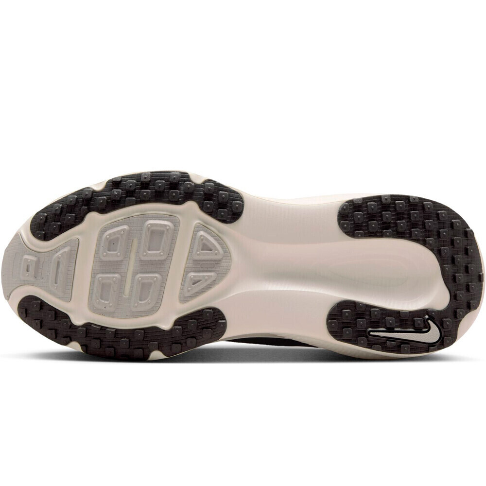 Nike zapatilla running niño VOMERO 18 (GS) 04