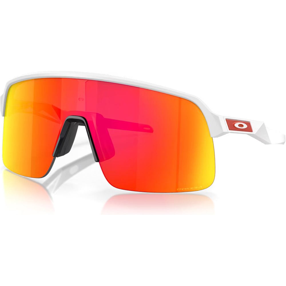 Oakley gafas deportivas Sutro Lite Matte White w/ Prizm Ruby vista frontal